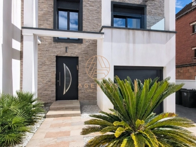Maison à vendre 7 pièces de 157 m² à Saint-Maur-des-Fossés