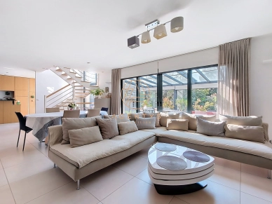 Maison à vendre 7 pièces de 167,65 m² à Saint-Maur-des-Fossés