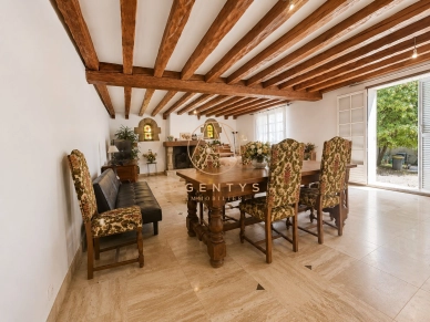 Maison à vendre 7 pièces de 217 m² à Villiers-sur-Marne