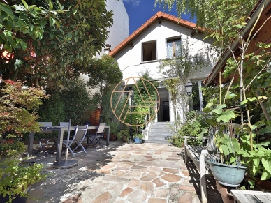 Maison à vendre 5 pièces de 90 m² à Saint-Maur-des-Fossés