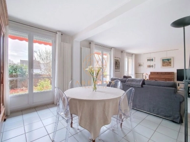 Appartement à vendre 5 pièces de 87 m² à Saint-Maur-des-Fossés