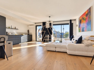Appartement à louer 3 pièces de 82 m² à Saint-Maur-des-Fossés