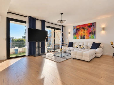 Appartement à louer 3 pièces de 82 m² à Saint-Maur-des-Fossés