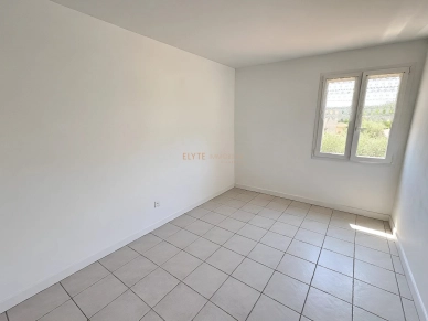 Maison à louer 3 pièces de 67,75 m² à Miramas