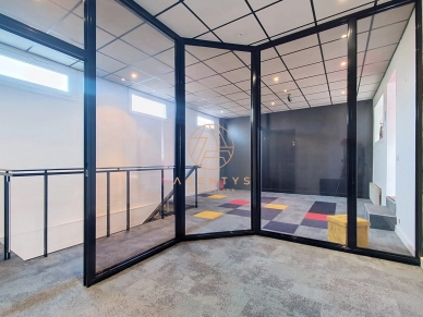 Local commercial à vendre de 121 m² à Saint-Maur-des-Fossés