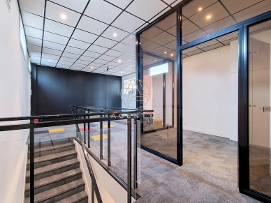 Local commercial à vendre de 121 m² à Saint-Maur-des-Fossés
