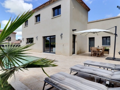 Maison à vendre 5 pièces de 120 m² à Saint-Chamas