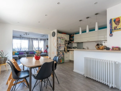 Maison à vendre 6 pièces de 145 m² à Champigny-sur-Marne