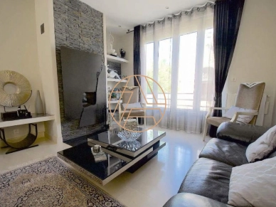 Maison à vendre 7 pièces de 182 m² à Champigny-sur-Marne