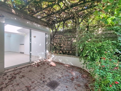 Maison à vendre 4 pièces de 88 m² à Saint-Maur-des-Fossés