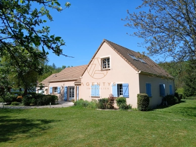 Maison à vendre 7 pièces de 220 m² à Sermaise
