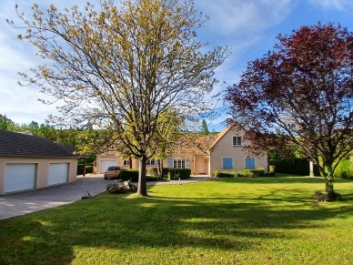 Maison à vendre 7 pièces de 220 m² à Sermaise