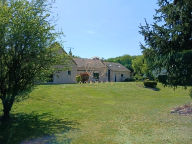 Maison à vendre 7 pièces de 220 m² à Sermaise