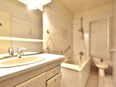 Appartement à vendre 3 pièces de 75,43 m² à Saint-Maur-des-Fossés