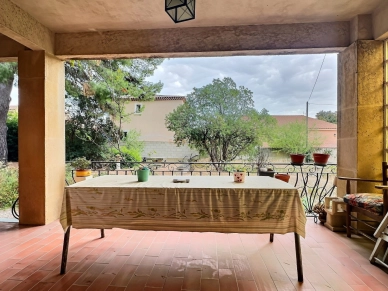 Maison à vendre 7 pièces de 150 m² à Saint-Chamas
