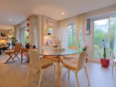 Appartement à vendre 5 pièces de 102,7 m² à Saint-Maur-des-Fossés