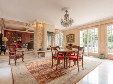 Maison à vendre 7 pièces de 270 m² à Noisy-le-Grand