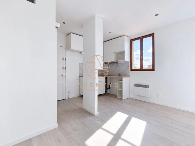 Appartement à vendre 2 pièces de 25,35 m² à Saint-Maur-des-Fossés