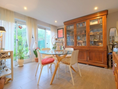 Appartement à vendre 5 pièces de 102,7 m² à Saint-Maur-des-Fossés