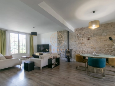 Maison à vendre 6 pièces de 148,78 m² à Saint-Maur-des-Fossés