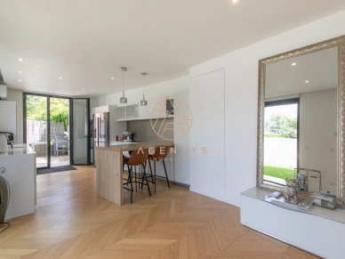 Maison à vendre 5 pièces de 112 m² à Saint-Maur-des-Fossés