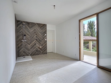 Maison à vendre 5 pièces de 132 m² à Nans-les-Pins