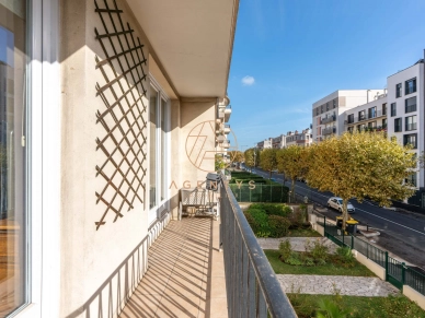 Appartement à vendre 3 pièces de 85,33 m² à Nogent-sur-Marne