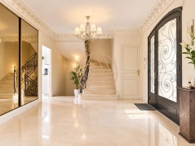 Maison à vendre 7 pièces de 150 m² à Saint-Maur-des-Fossés