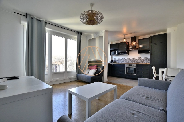 Appartement à vendre 2 pièces de 43,31 m² à Saint-Maur-des-Fossés