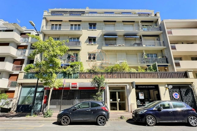Appartement à vendre 4 pièces de 77,04 m² à Saint-Maur-des-Fossés