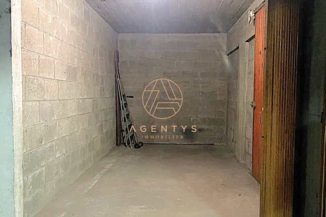 Garage à vendre de 13 m² à Paris