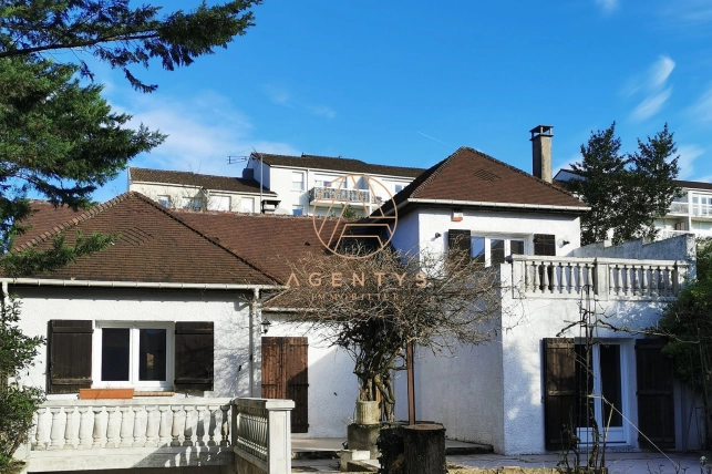 Maison à vendre 5 pièces de 170 m² à Champigny-sur-Marne