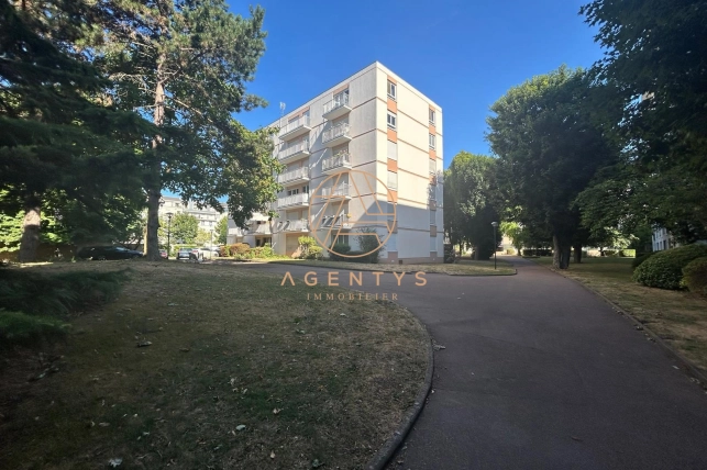 Appartement à vendre 2 pièces de 53 m² à Nogent-sur-Marne