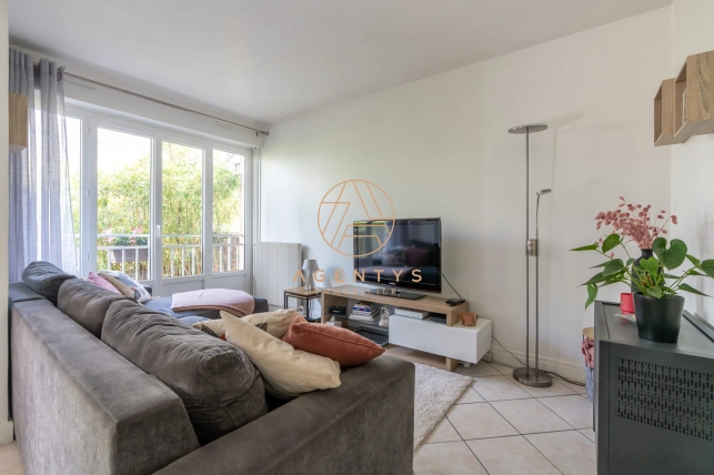 Appartement à vendre 3 pièces de 53 m² à Nogent-sur-Marne