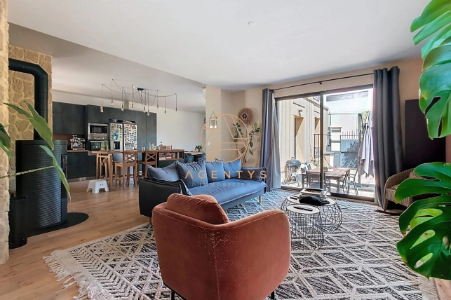 Maison à vendre 7 pièces de 130 m² à Saint-Maur-des-Fossés