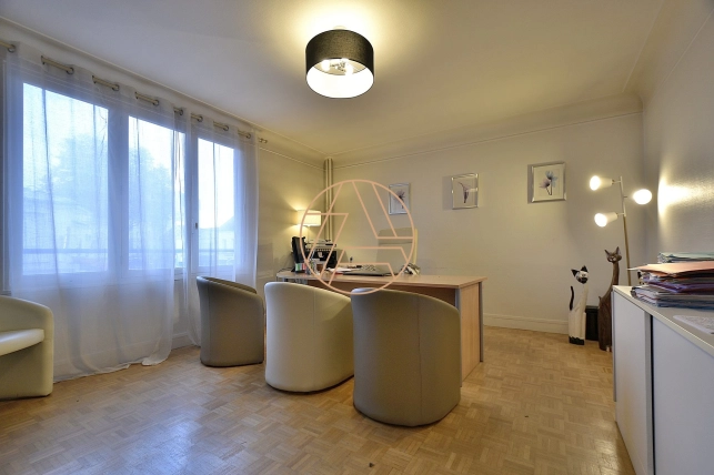 Appartement à vendre 4 pièces de 75,23 m² à Saint-Maur-des-Fossés