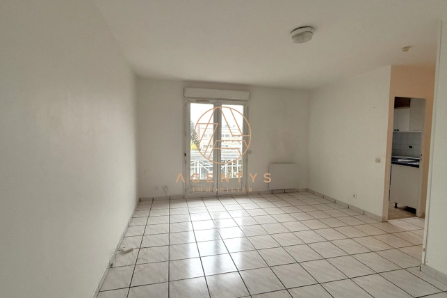 Appartement à vendre 1 pièces de 31 m² à Le Plessis-Trévise