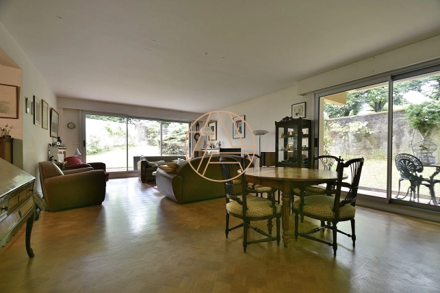 Appartement à vendre 5 pièces de 123 m² à Saint-Maur-des-Fossés