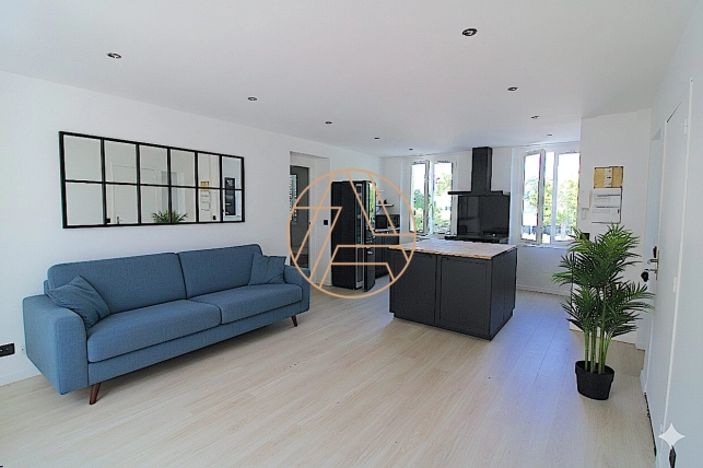 Appartement à vendre 2 pièces de 44,21 m² à Saint-Maur-des-Fossés