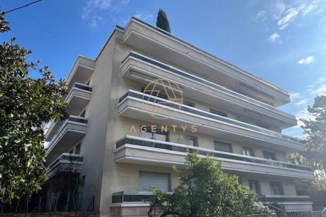 Appartement à louer 1 pièces de 27,88 m² à Saint-Maur-des-Fossés