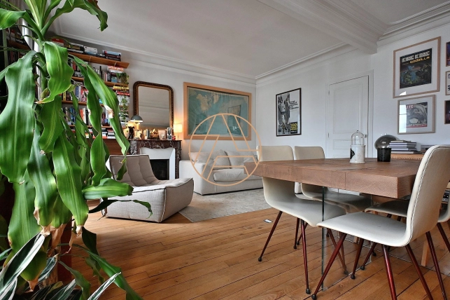 Appartement à vendre 3 pièces de 53 m² à Paris