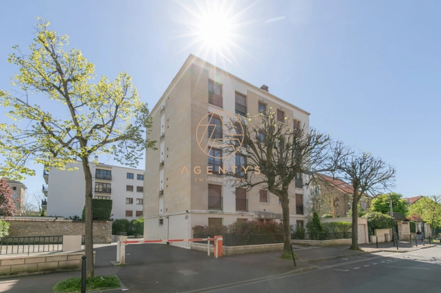 Appartement à vendre 3 pièces de 52 m² à Saint-Maur-des-Fossés