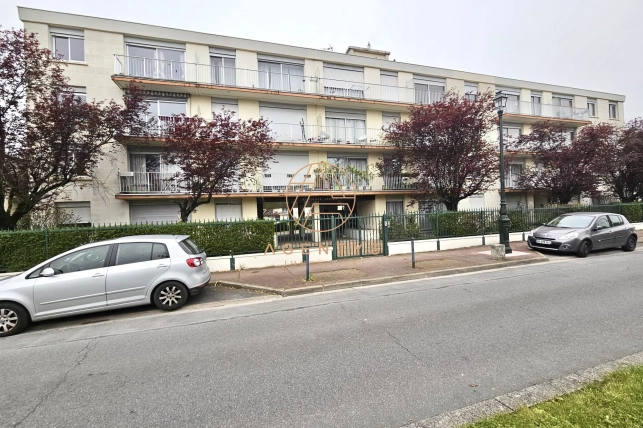 Appartement à vendre 2 pièces de 50,14 m² à Les Pavillons-sous-Bois