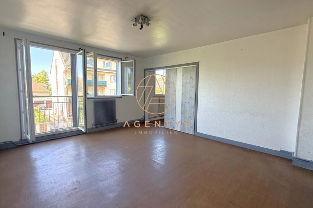 Appartement à vendre 4 pièces de 72,75 m² à Le Plessis-Trévise