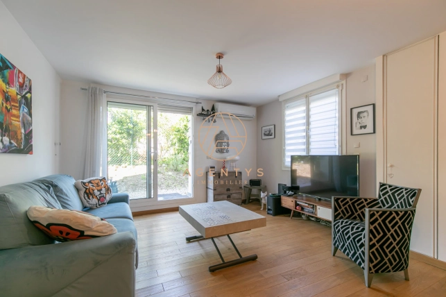 Appartement à vendre 2 pièces de 45,48 m² à Saint-Maur-des-Fossés