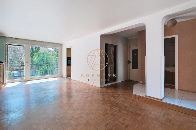 Appartement à vendre 3 pièces de 65,12 m² à Saint-Maur-des-Fossés