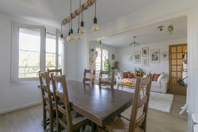 Appartement à vendre 4 pièces de 67,76 m² à Saint-Maur-des-Fossés