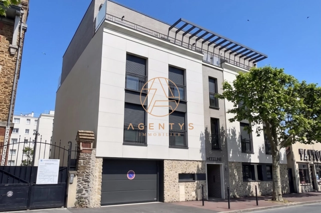 Appartement à louer 3 pièces de 71,79 m² à Saint-Maur-des-Fossés
