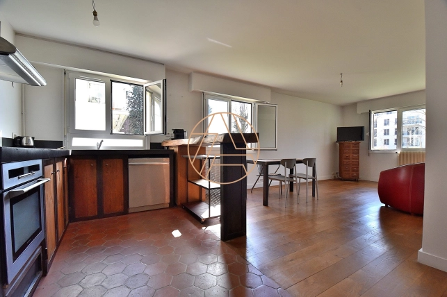 Appartement à vendre 2 pièces de 51,08 m² à Saint-Maur-des-Fossés