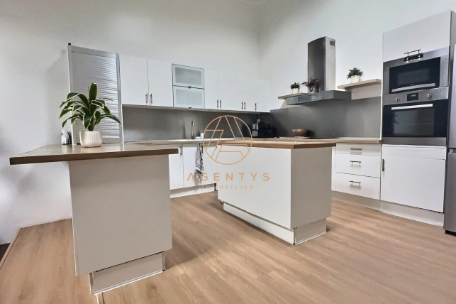 Maison à vendre 6 pièces de 186 m² à La Courneuve